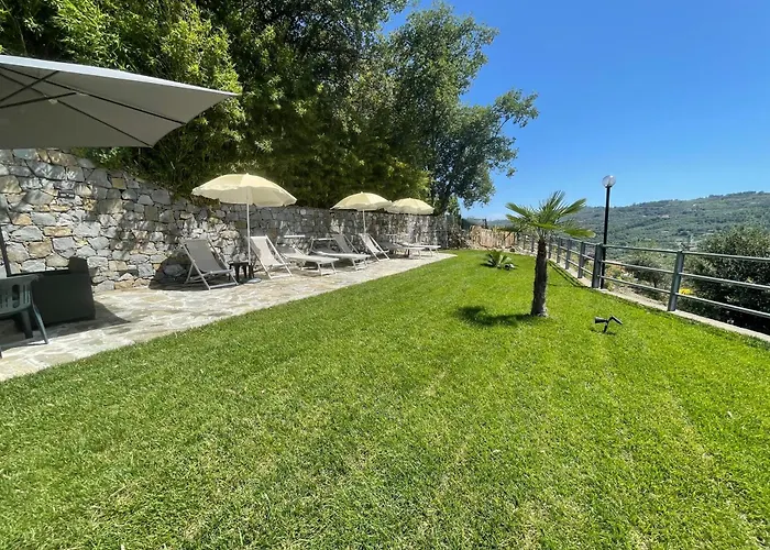 Dolcedo Отель *